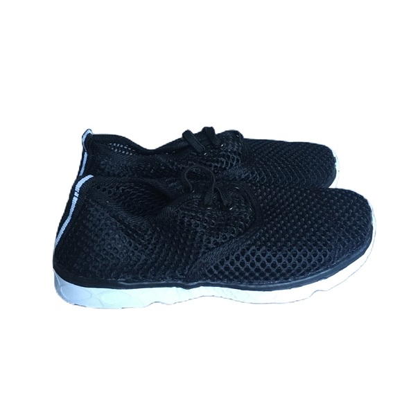 Boys Water Shoes - Picture 6 of 12